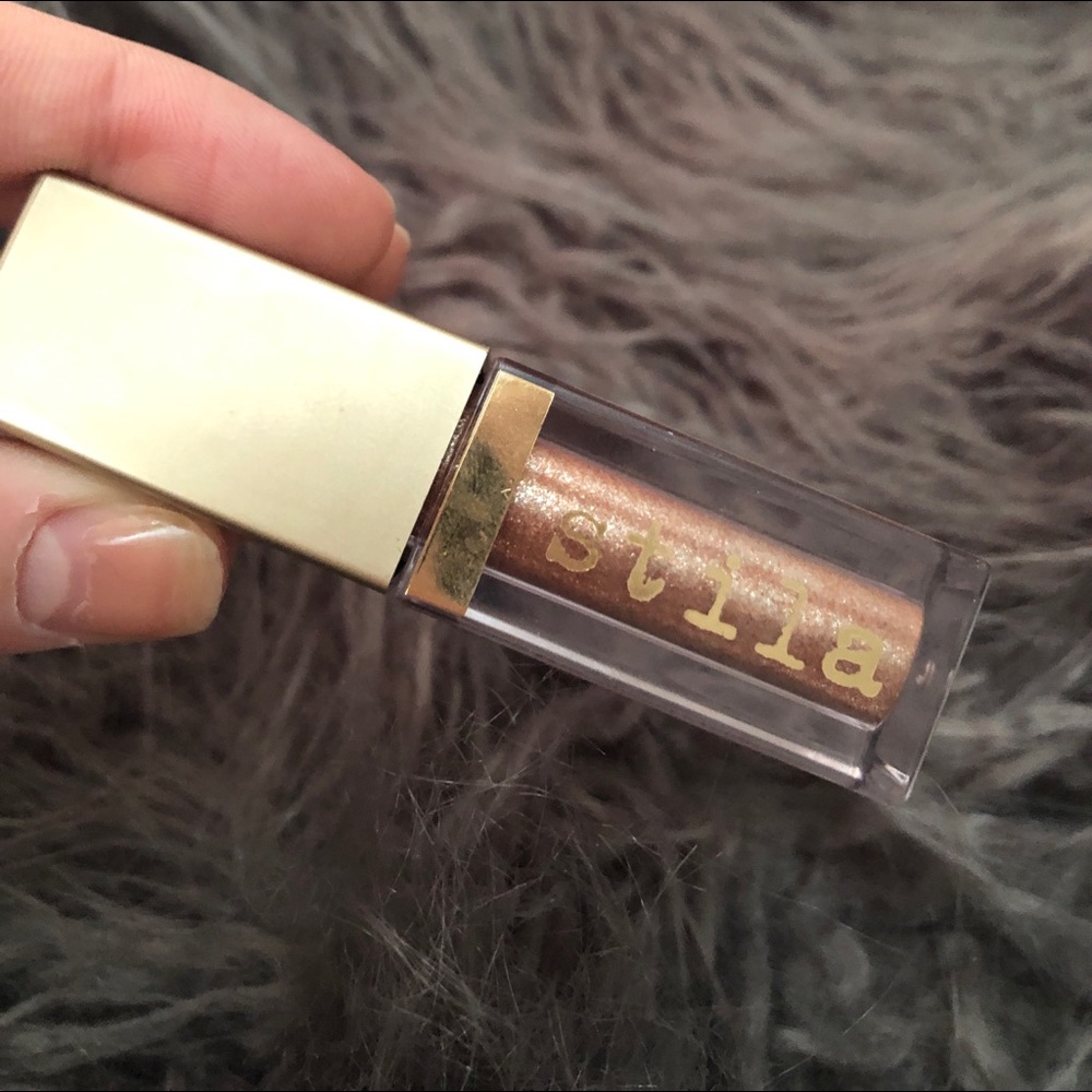 Stila Shimmer & Glow Liquid Eyeshadow🌟